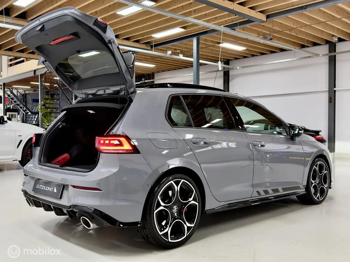 8.5 2.0 TSI GTI Clubsport | Pano | HuD | H/K | IQ | Black Style | Dodehoek | Alcantara/Leer | Camera | Stoel- & Stuurverwarming | AutoPilot | Sfeer | 301PK