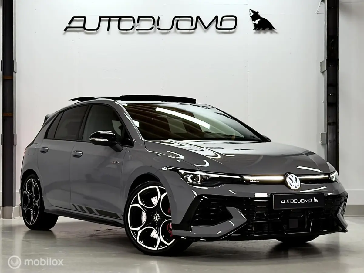 8.5 2.0 TSI GTI Clubsport | Pano | HuD | H/K | IQ | Black Style | Dodehoek | Alcantara/Leer | Camera | Stoel- & Stuurverwarming | AutoPilot | Sfeer | 301PK