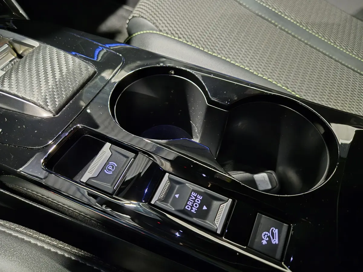 1.2 Hybrid 145 GT 360 Camera | Groot Navi | Carplay/Android | LED | Half leer | Dode-hoek