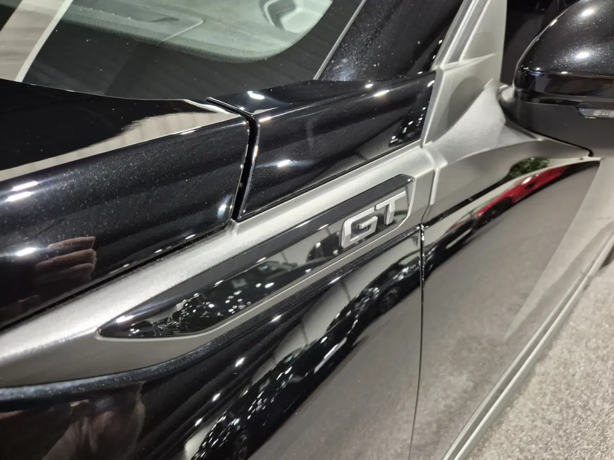 1.2 Hybrid 145 GT 360 Camera | Groot Navi | Carplay/Android | LED | Half leer | Dode-hoek