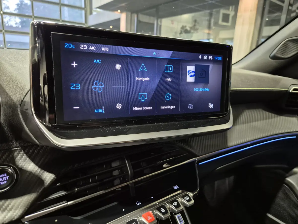1.2 Hybrid 145 GT 360 Camera | Groot Navi | Carplay/Android | LED | Half leer | Dode-hoek