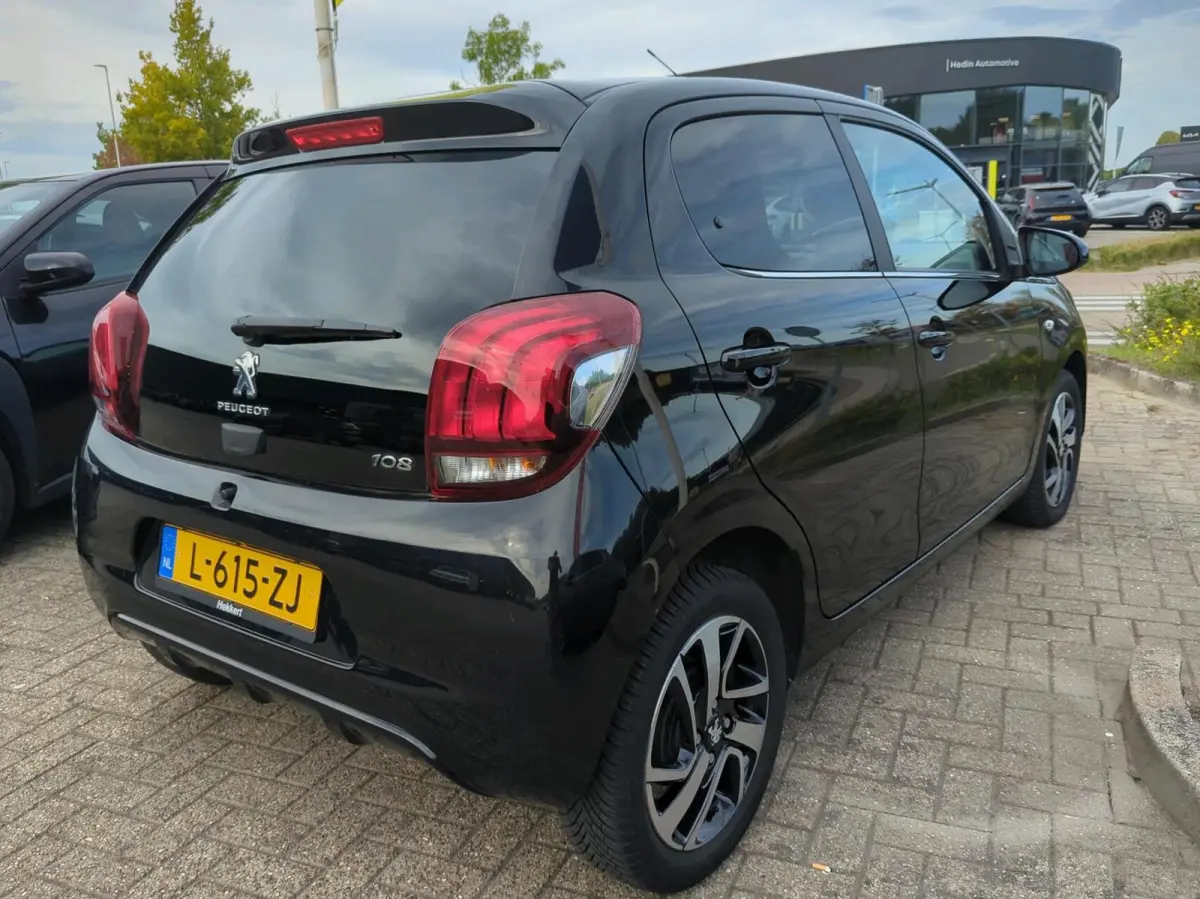 1.0 e-VTi Allure | Camera | Climate |