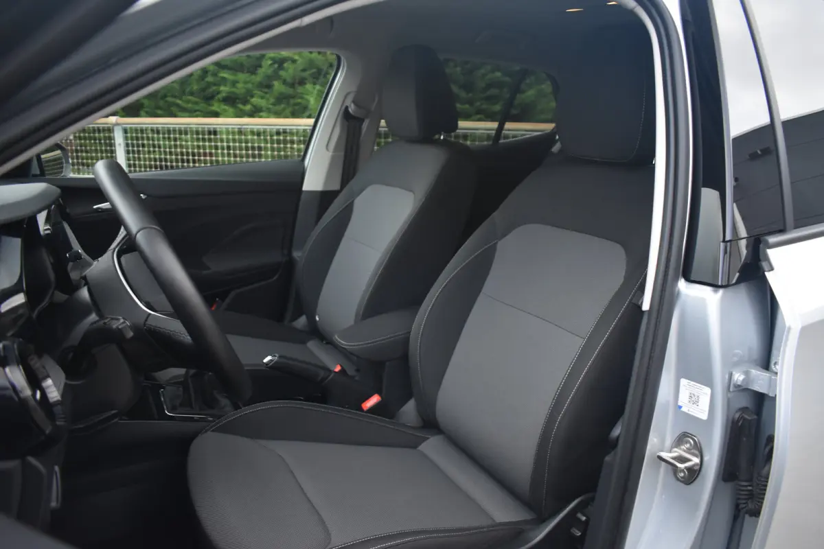 1.0 95PK TSI Selection | Airco | Alarm klasse 1(startblokkering) | Cruise control