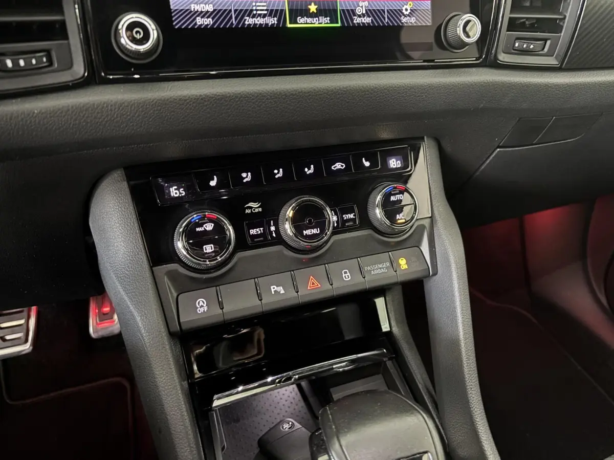1.5 TSI Sportline Business,Trekhaak,Keyless,adaptive cruise