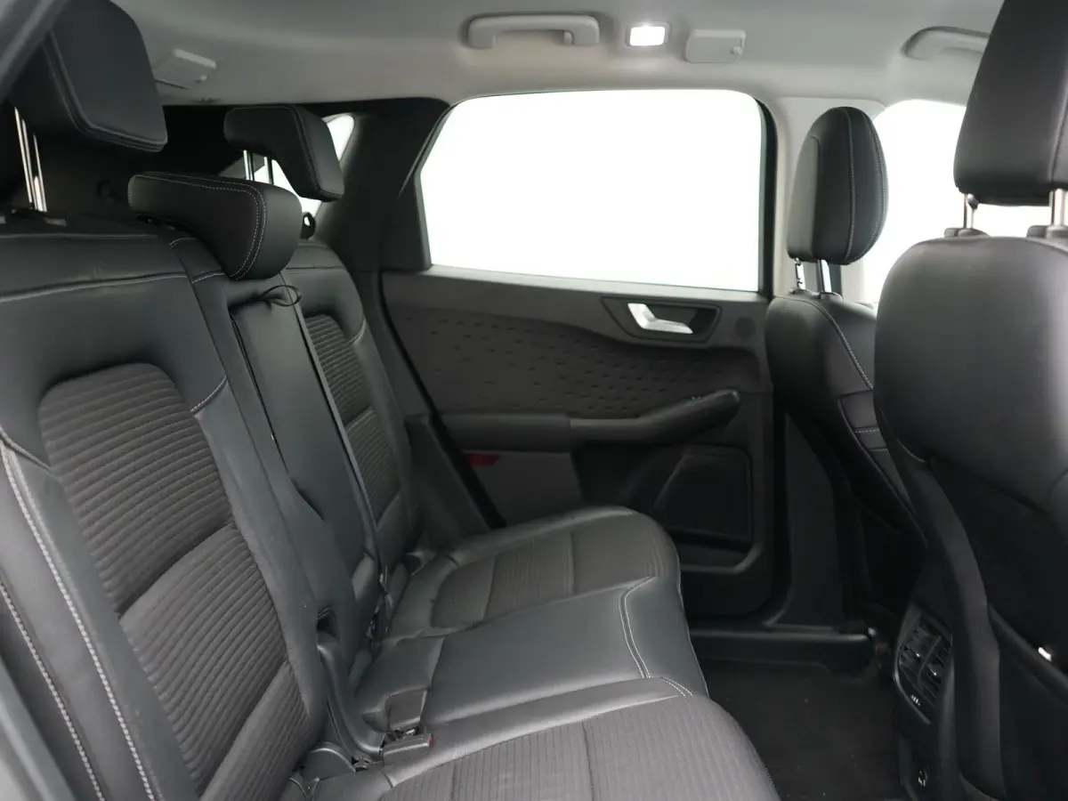 2.5 Titanium X PHEV 225pk Dealer O.H. | Bang & Olufsen | Voorstoelen Verwarmd | Apple Carplay | Keyless | LED Koplampen | Navigatie | DAB | Cruise Control | 18"L.M | Plug In Hybrid |