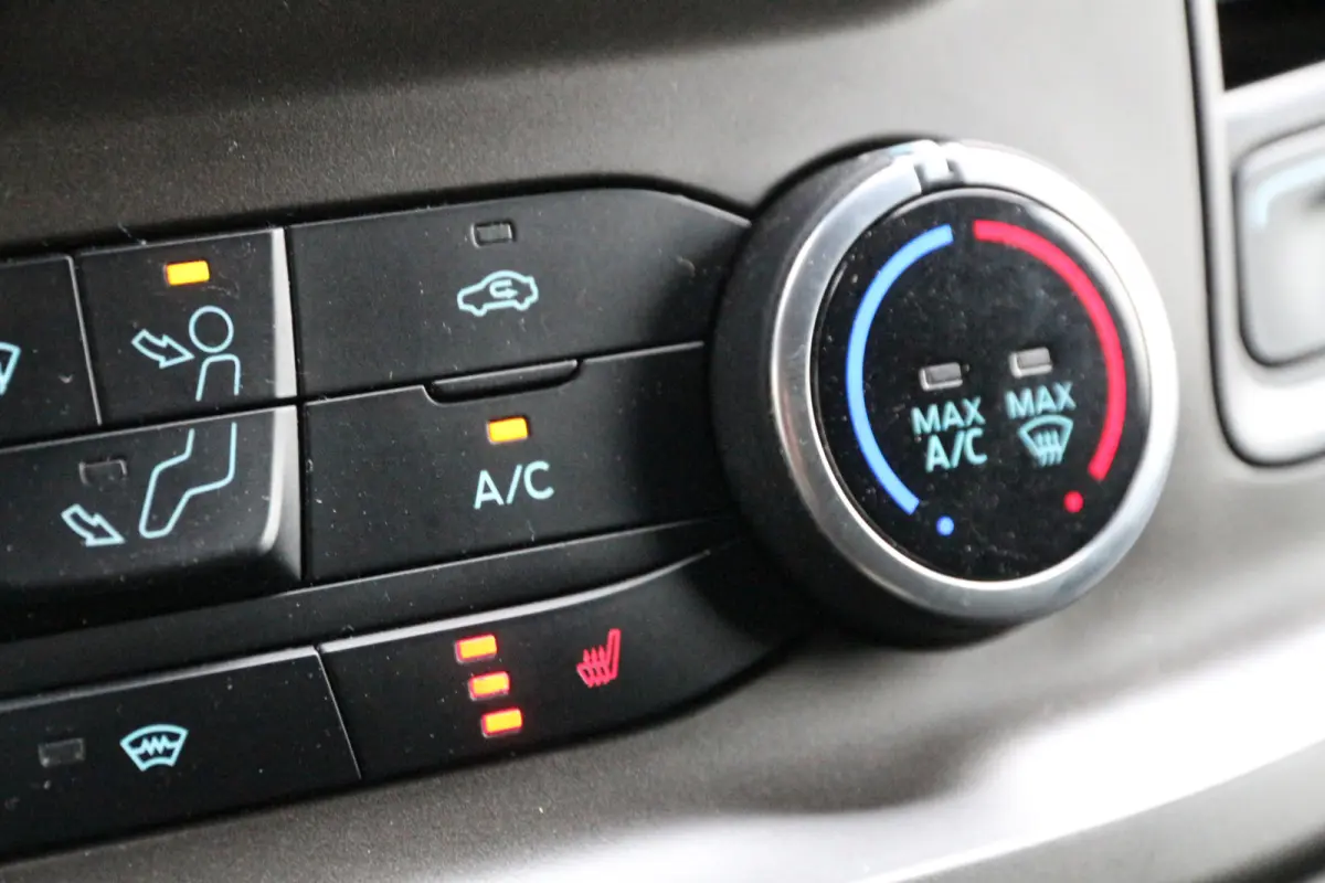 2.0 TDCI 170 | Aut. | L2 | KAR-edition | Trekhaak | Inrichting | Airco..