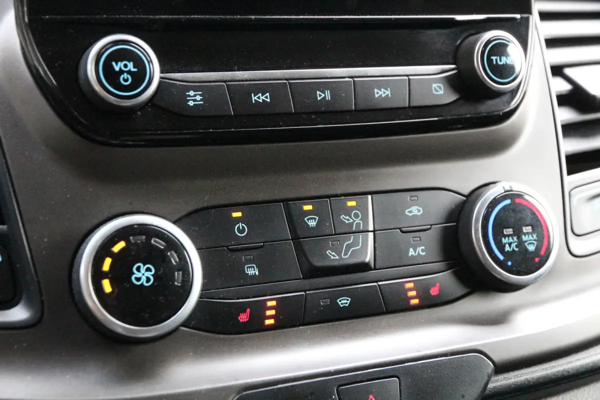 2.0 TDCI 170 | Aut. | L2 | KAR-edition | Trekhaak | Inrichting | Airco..