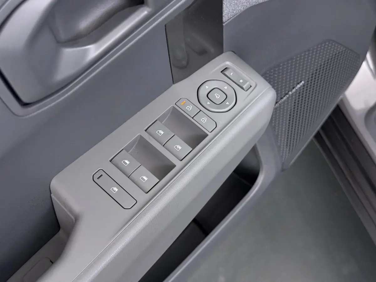 Plus Advanced 58.3 kWh SOH 100% | HARMAN KARDON | DODE HOEK | ELEK. STOELEN | STOEL + STUURVERWARMING | ADAP. CRUISE | ACHTERUITRIJCAMERA | PANO | FABRIEKS GARANTIE TOT 01-2032 | NET ONDERHO