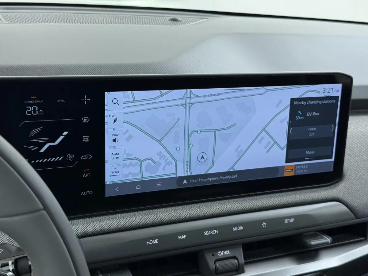 Plus Advanced 58.3 kWh SOH 100% | HARMAN KARDON | DODE HOEK | ELEK. STOELEN | STOEL + STUURVERWARMING | ADAP. CRUISE | ACHTERUITRIJCAMERA | PANO | FABRIEKS GARANTIE TOT 01-2032 | NET ONDERHO