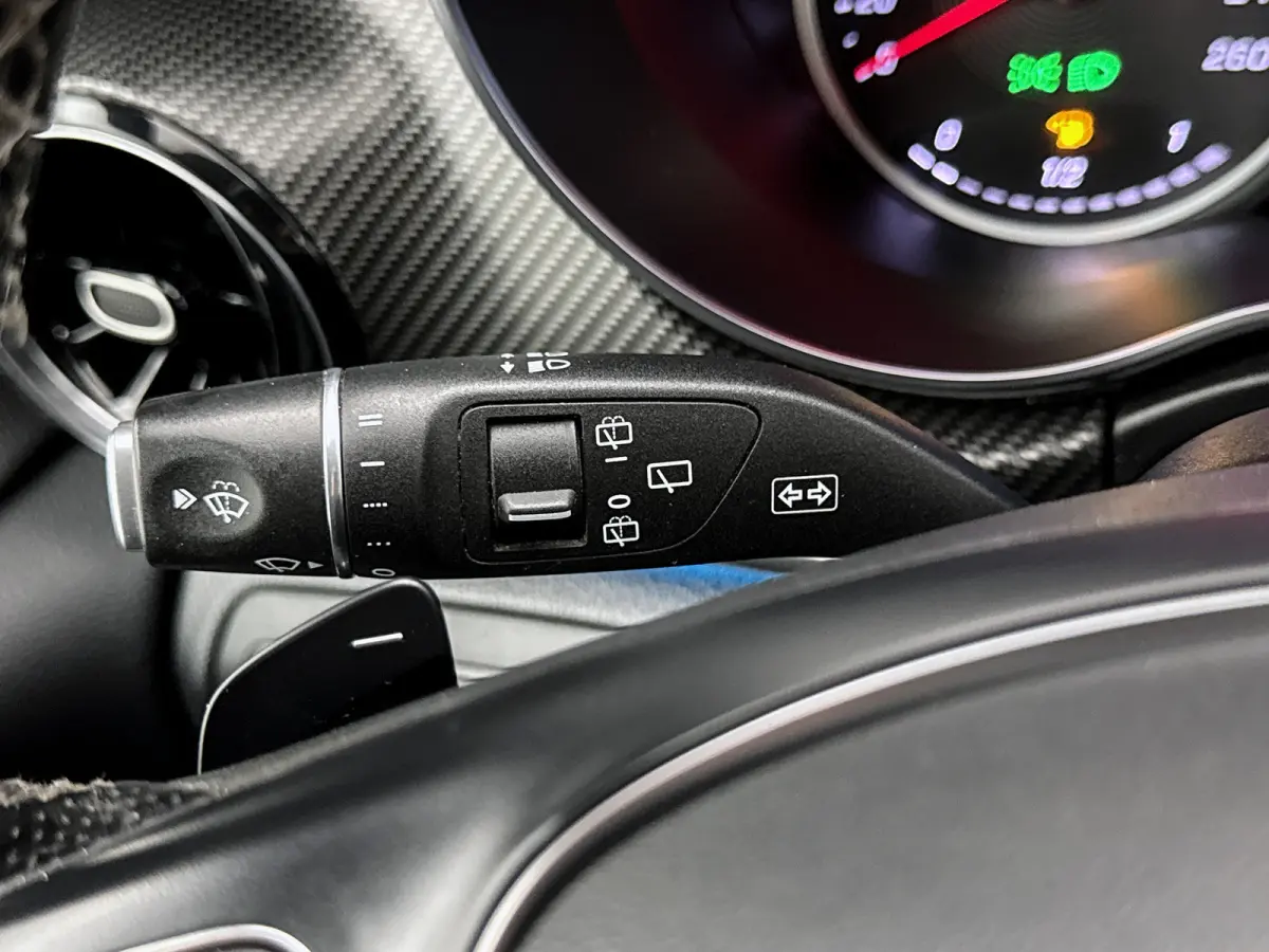 300d Lang DC Avantgarde AMG line Leder Camera Navigatie Trekhaak afneembaar Dubbele cabine