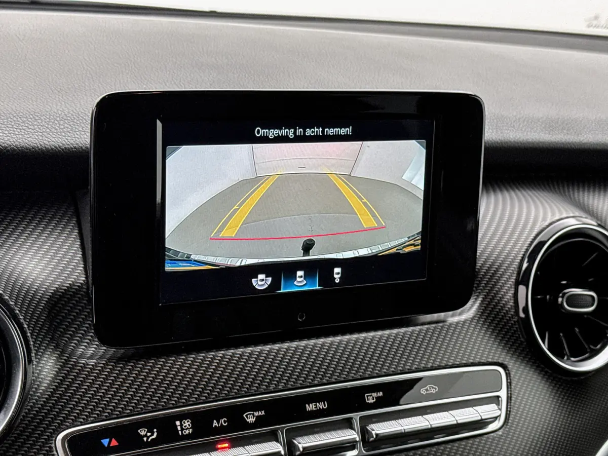 300d Lang DC Avantgarde AMG line Leder Camera Navigatie Trekhaak afneembaar Dubbele cabine