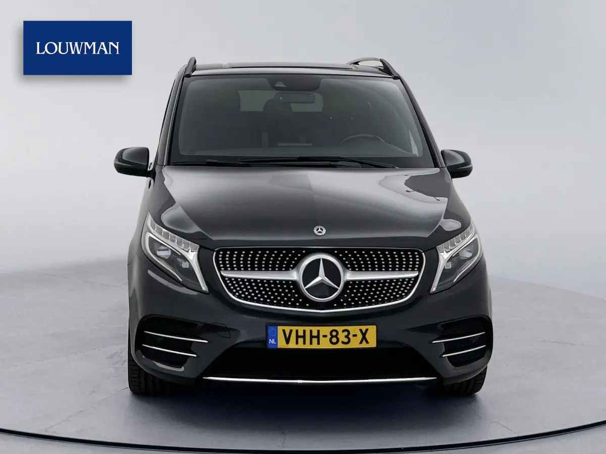 300d Lang DC Avantgarde AMG line Leder Camera Navigatie Trekhaak afneembaar Dubbele cabine