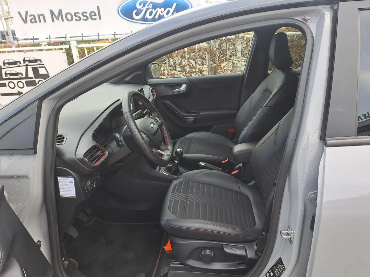 1.0 EcoBoost ST-Line X Adaptieve Cruise Controle | Winter Pack | Afneembare Trekhaak | Contrasterend Dak Zwart
