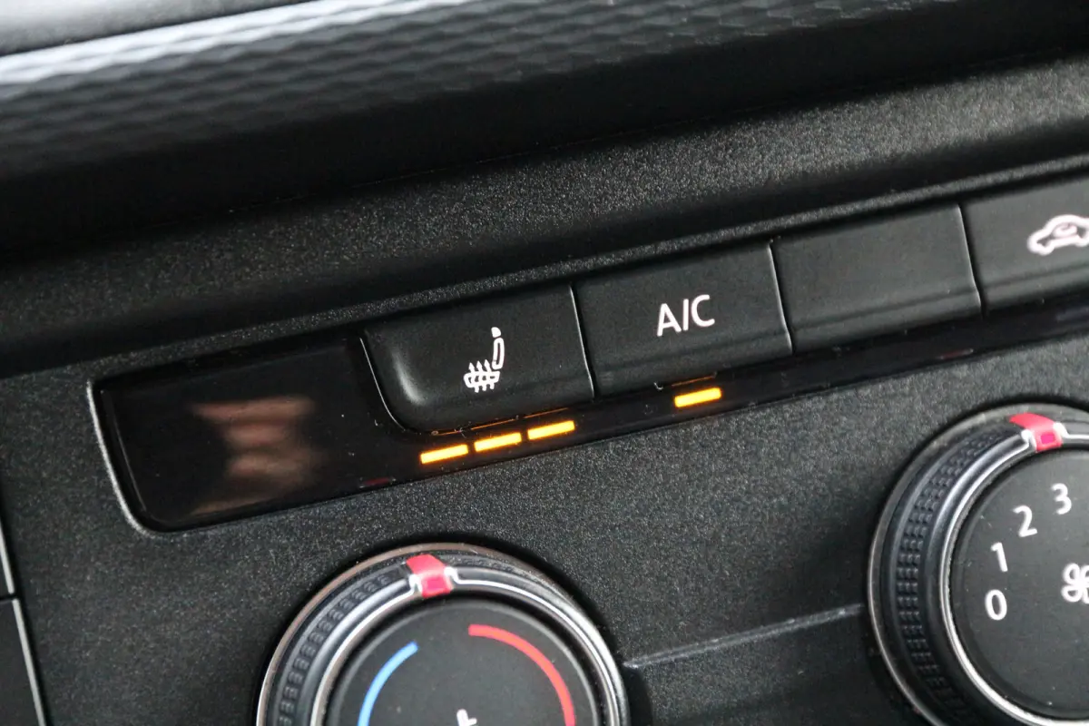 2.0 TDI 150 | Aut. | 2x Schuifdeur | Standkachel | Camera | Airco..
