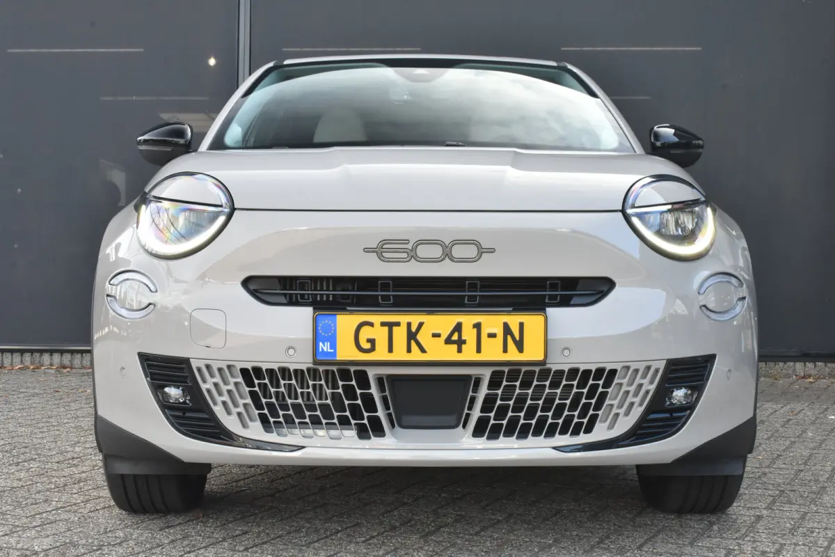 1.2 Hybrid La Prima | Vol-Leder | Navigatie | Elektr. Achterklep | Stoelverwarming | Sfeerverlichting | Adaptive Cruise | !!