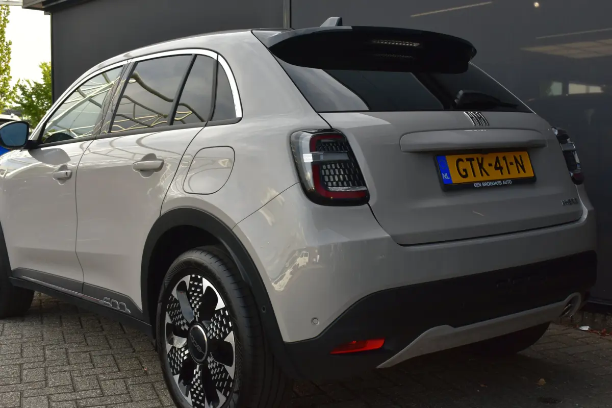1.2 Hybrid La Prima | Vol-Leder | Navigatie | Elektr. Achterklep | Stoelverwarming | Sfeerverlichting | Adaptive Cruise | !!