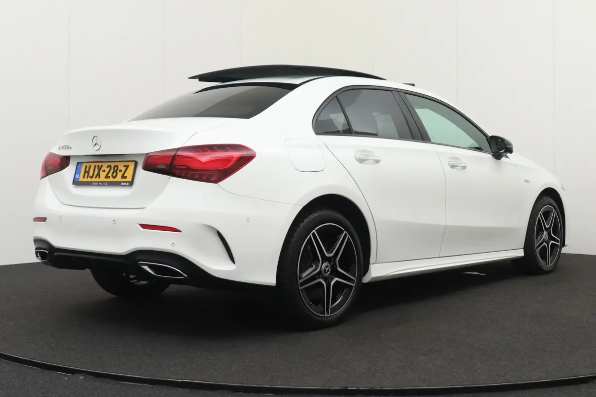 250e AMG Night-Pack Pano-dak 360*Camera Ad.Cruise