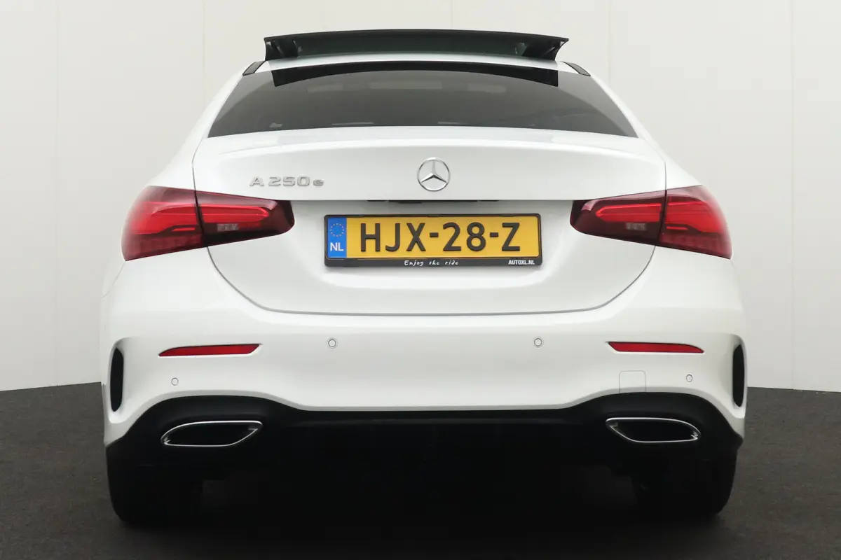 250e AMG Night-Pack Pano-dak 360*Camera Ad.Cruise