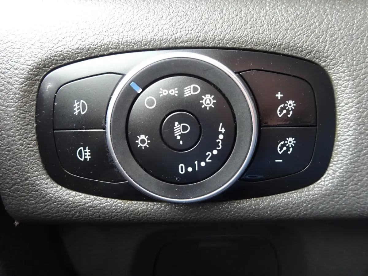 320 2.0 TDCI L2H2 Trend AIRCO CRUISE CONTROL EX HEIJMANS