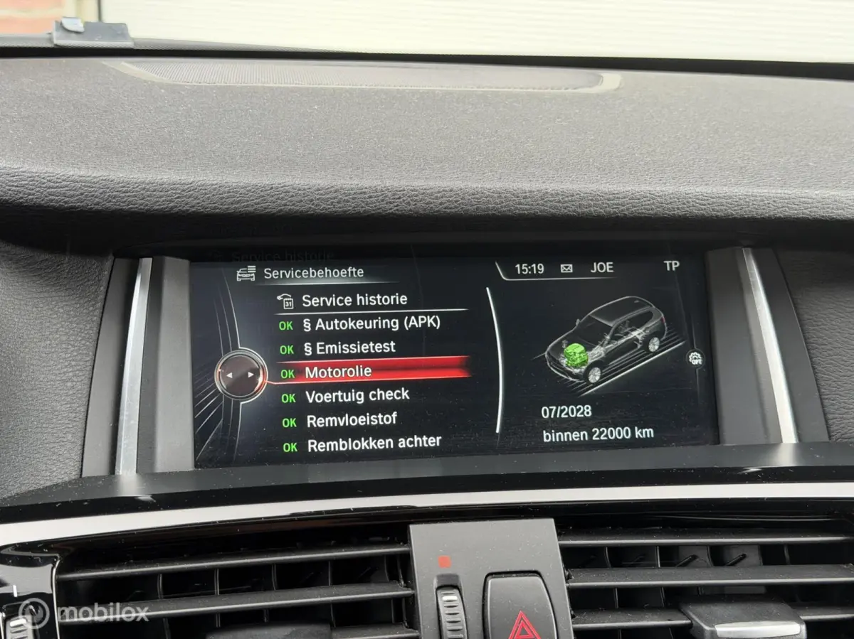 xDrive20i LCi High Executive M-Sport ORG NED Panoramdak