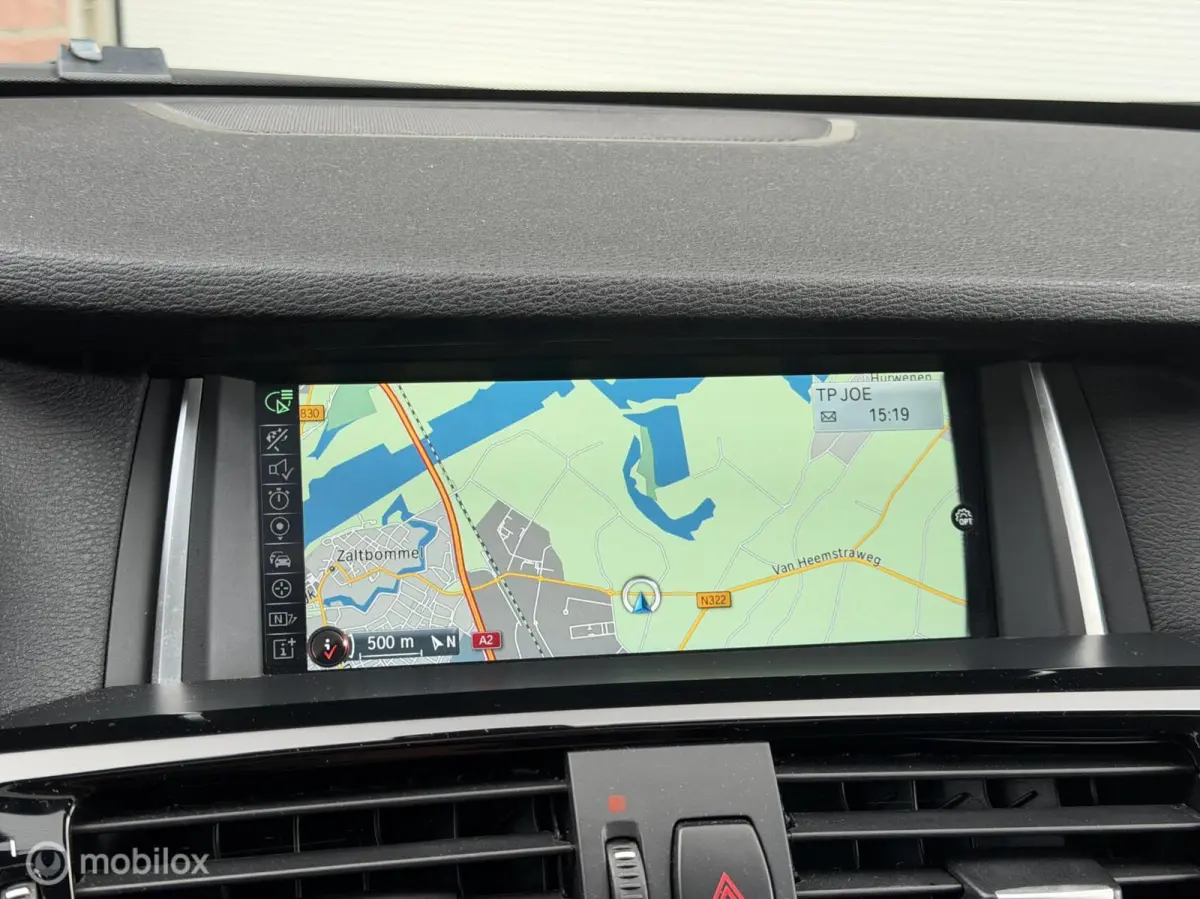 xDrive20i LCi High Executive M-Sport ORG NED Panoramdak