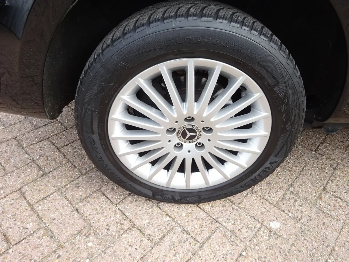 114 CDI 140 PK AIRCO 3 ZITS LEDER NAVIGATIE LMV