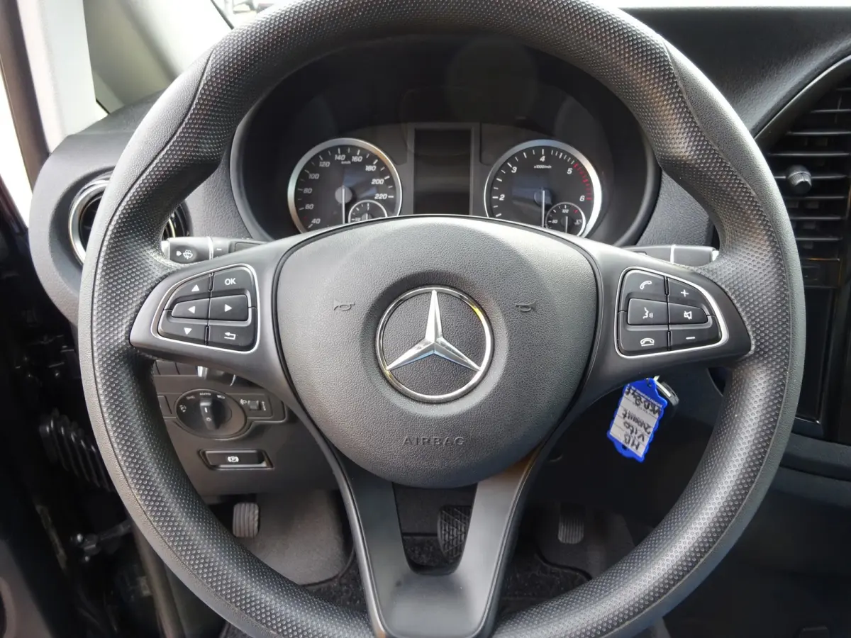 114 CDI 140 PK AIRCO 3 ZITS LEDER NAVIGATIE LMV