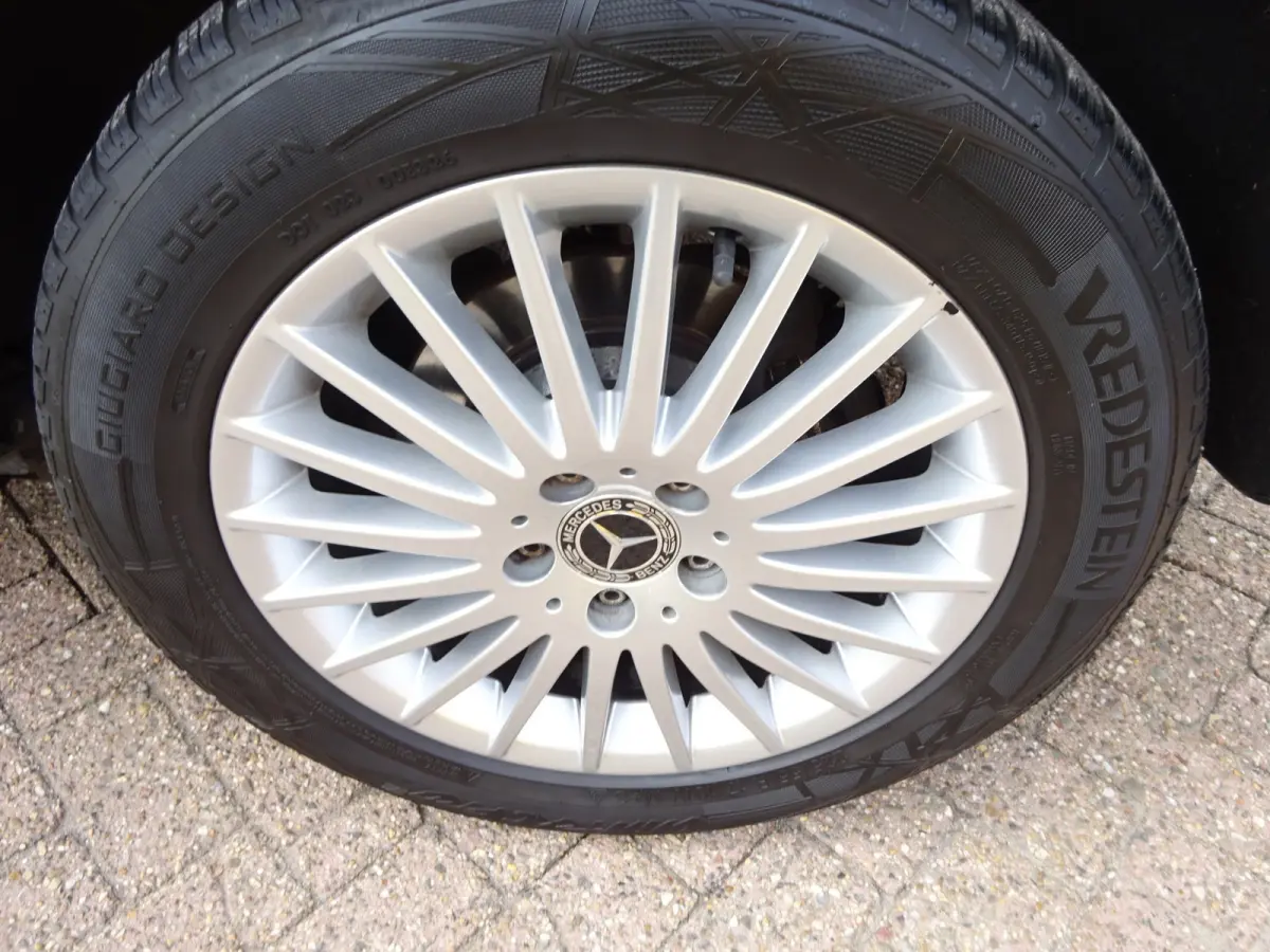 114 CDI 140 PK AIRCO 3 ZITS LEDER NAVIGATIE LMV