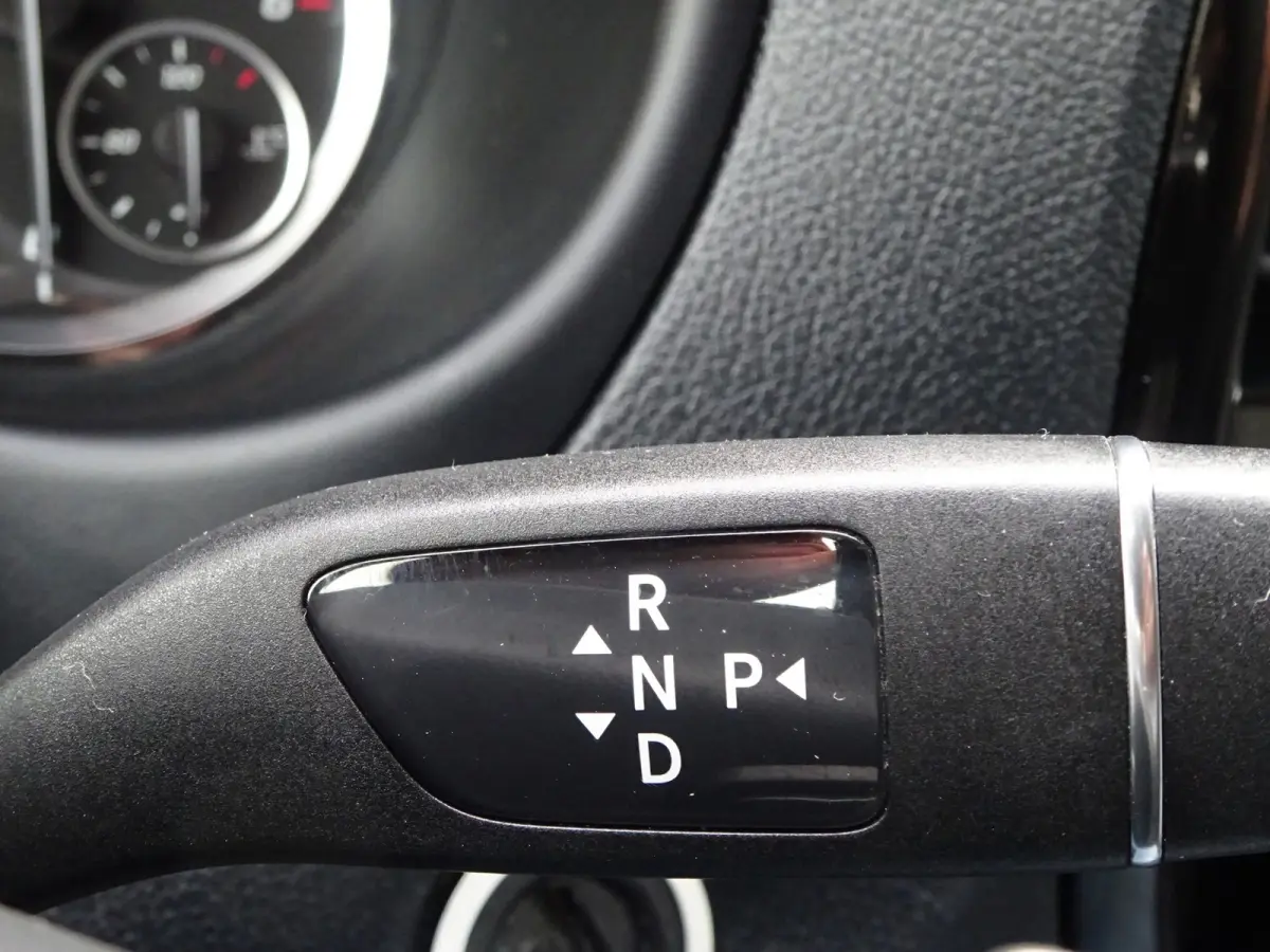 114 CDI 140 PK AIRCO 3 ZITS LEDER NAVIGATIE LMV
