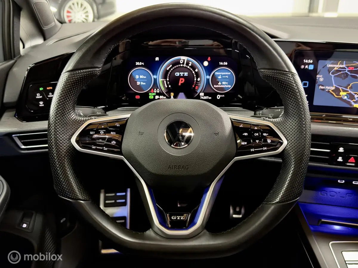 1.4 eHybrid GTE | Pano | Mistlampen | 19" | IQ | Black Style | Stoel- & Stuurverwarming | ACC | Apple- & Android CarPlay | 245PK