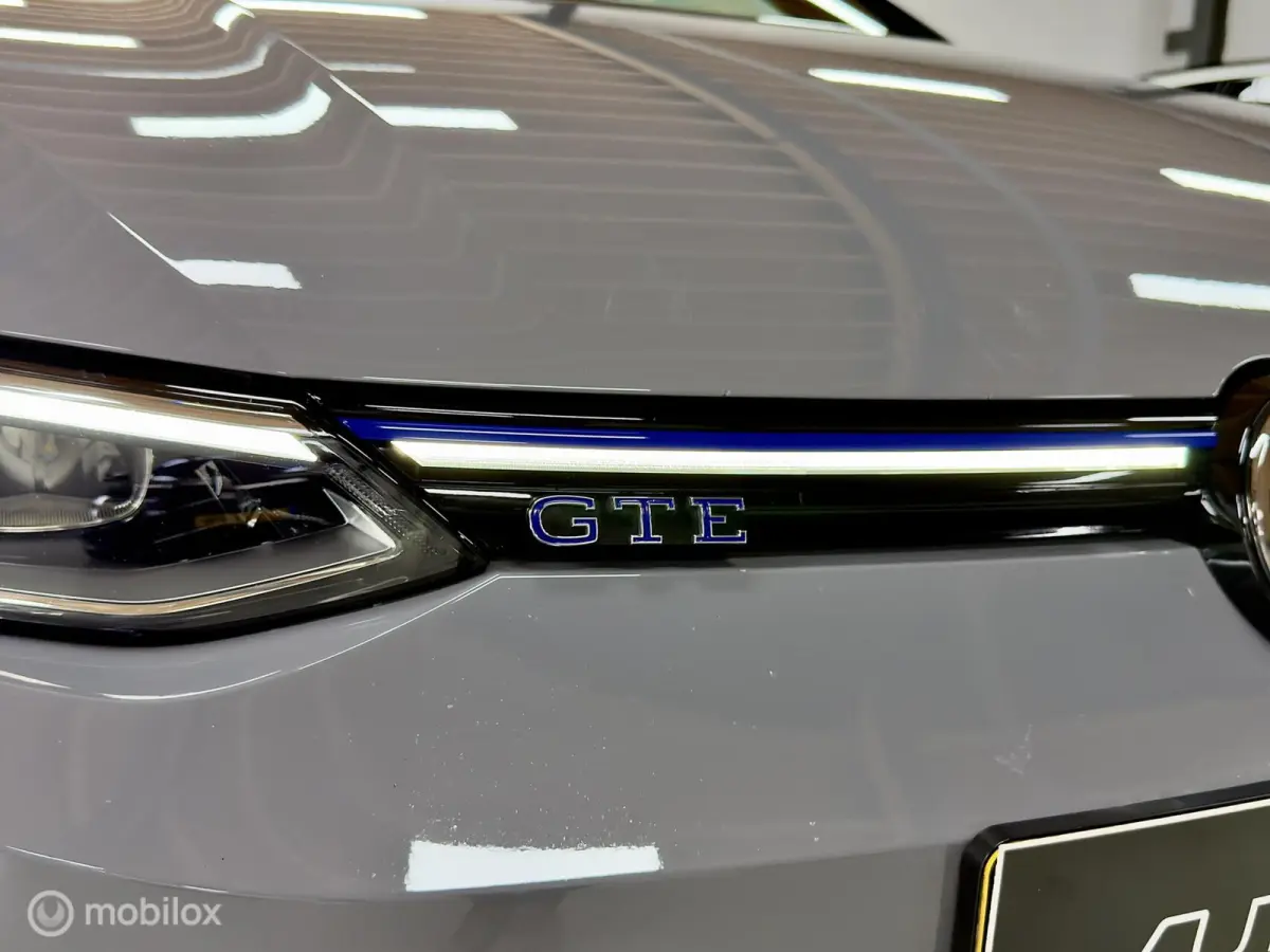 1.4 eHybrid GTE | Pano | Mistlampen | 19" | IQ | Black Style | Stoel- & Stuurverwarming | ACC | Apple- & Android CarPlay | 245PK