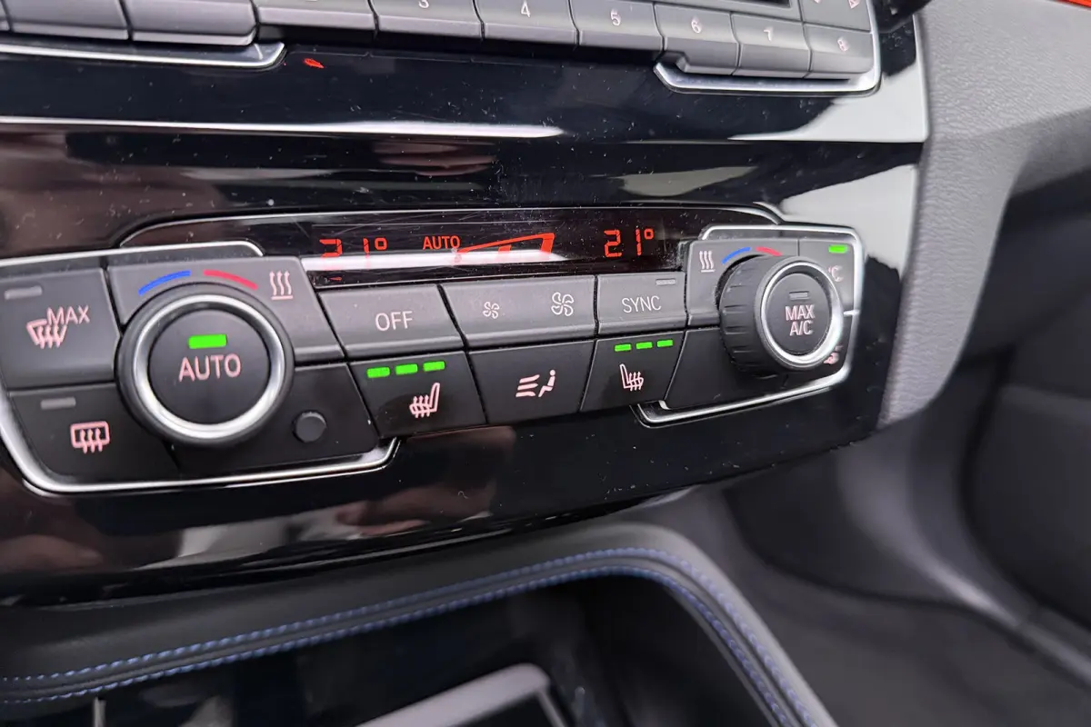 XDrive20i 192 PK High Exe. M-Sport Pano-dak Carplay Camera