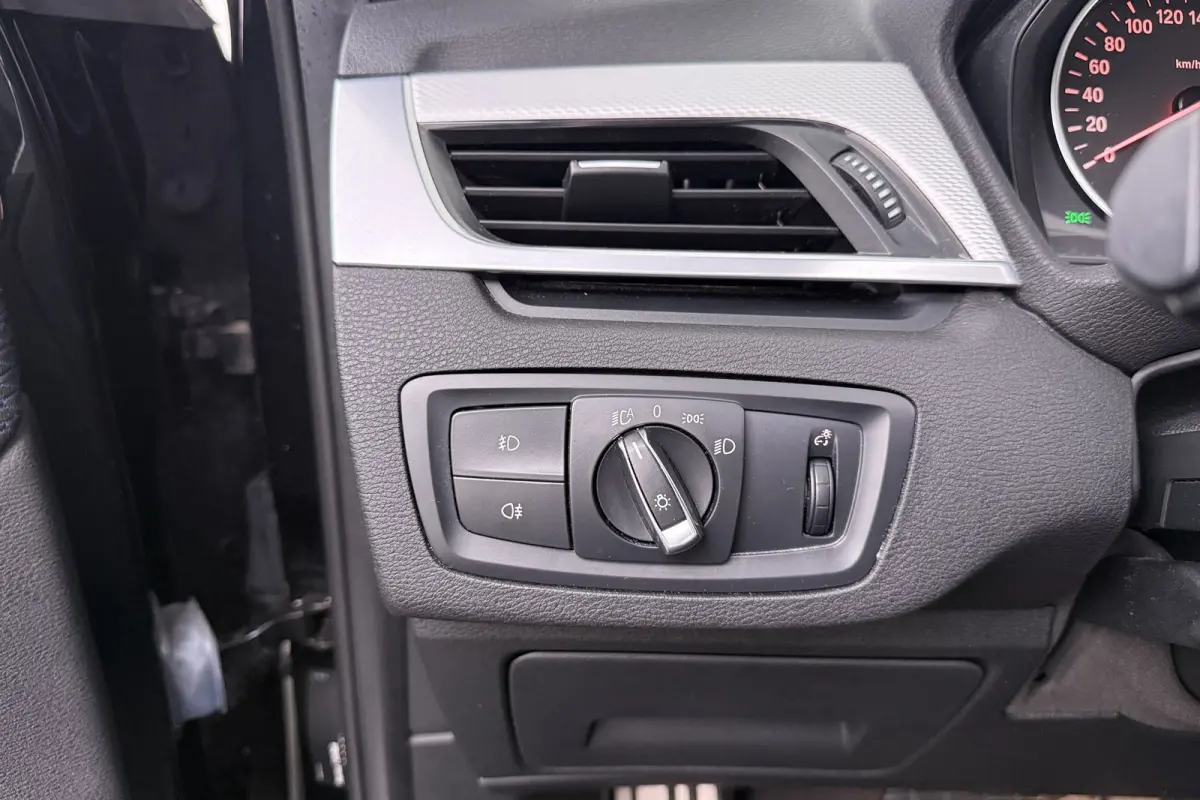 XDrive20i 192 PK High Exe. M-Sport Pano-dak Carplay Camera