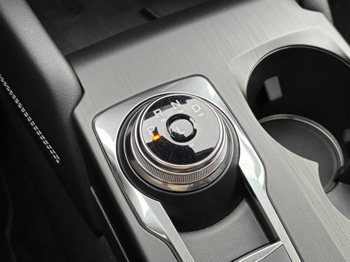 2.5 PHEV 225 PK Vignale | 87% SOH| TREKHAAK| ELEK. SCHUIF-/KANTELDAK| LEDER MET GEHEUGEN| ELEK. ACHTERKLEP| STUUR, STOEL, VOORRUIT EN ACHTERBANK VERWARMING| KEYLESS ENTRY & START| FULL LED| 