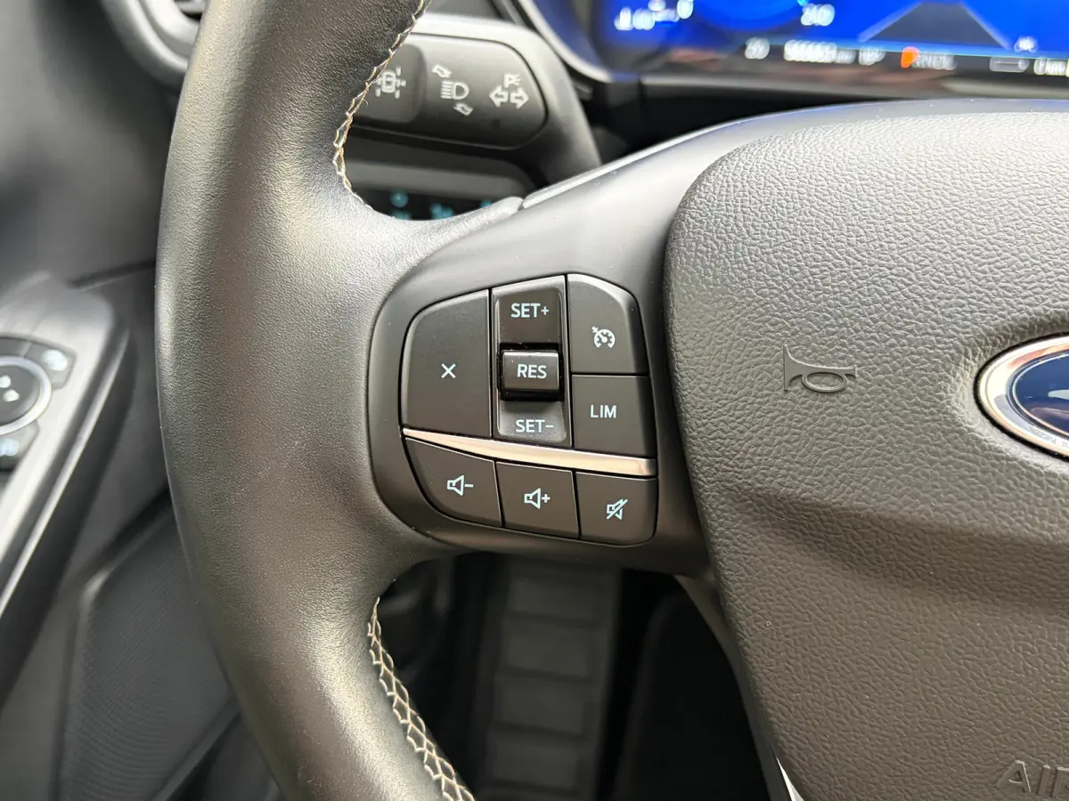 2.5 PHEV 225 PK Vignale | 87% SOH| TREKHAAK| ELEK. SCHUIF-/KANTELDAK| LEDER MET GEHEUGEN| ELEK. ACHTERKLEP| STUUR, STOEL, VOORRUIT EN ACHTERBANK VERWARMING| KEYLESS ENTRY & START| FULL LED| 