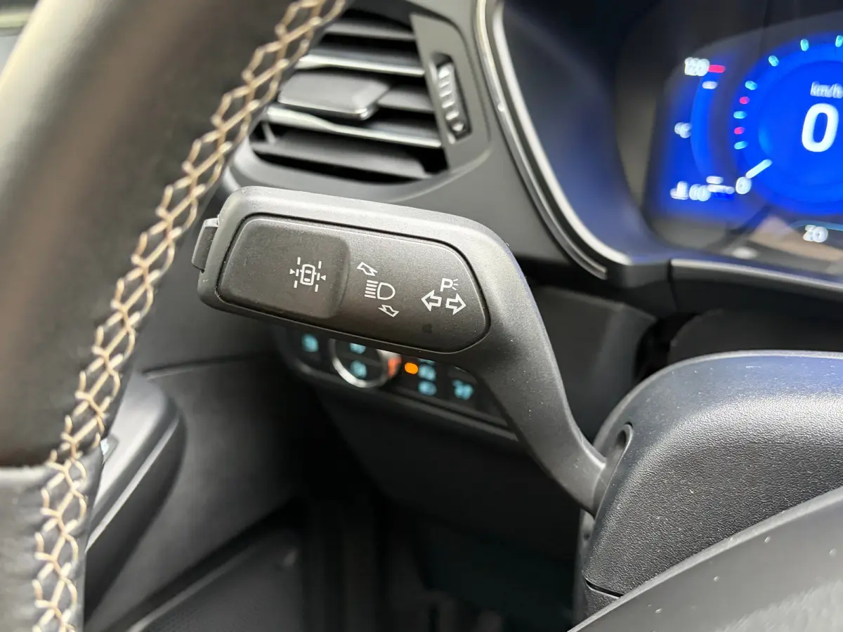 2.5 PHEV 225 PK Vignale | 87% SOH| TREKHAAK| ELEK. SCHUIF-/KANTELDAK| LEDER MET GEHEUGEN| ELEK. ACHTERKLEP| STUUR, STOEL, VOORRUIT EN ACHTERBANK VERWARMING| KEYLESS ENTRY & START| FULL LED| 