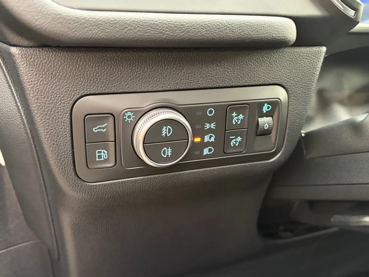 2.5 PHEV 225 PK Vignale | 87% SOH| TREKHAAK| ELEK. SCHUIF-/KANTELDAK| LEDER MET GEHEUGEN| ELEK. ACHTERKLEP| STUUR, STOEL, VOORRUIT EN ACHTERBANK VERWARMING| KEYLESS ENTRY & START| FULL LED| 