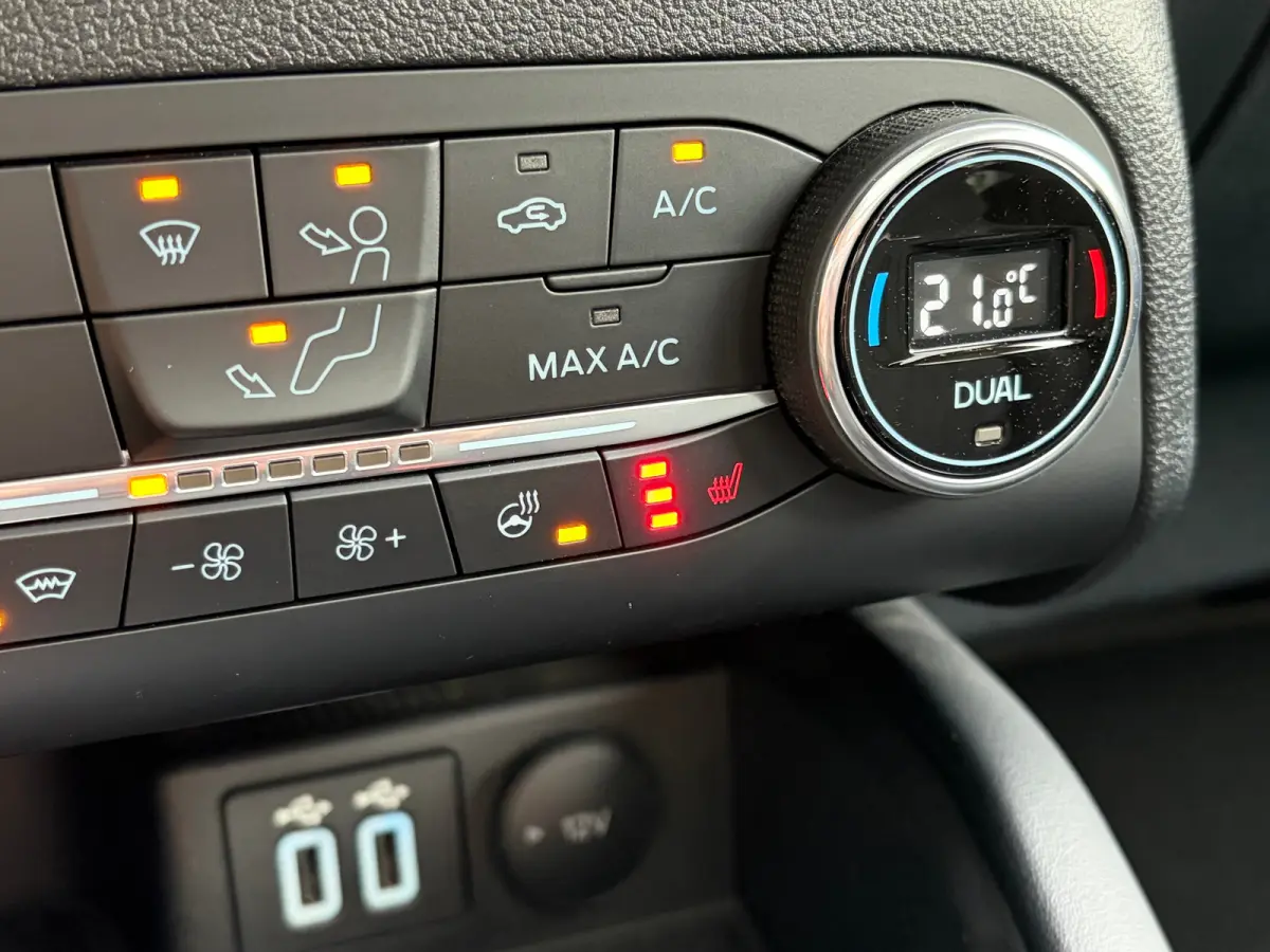 2.5 PHEV 225 PK Vignale | 87% SOH| TREKHAAK| ELEK. SCHUIF-/KANTELDAK| LEDER MET GEHEUGEN| ELEK. ACHTERKLEP| STUUR, STOEL, VOORRUIT EN ACHTERBANK VERWARMING| KEYLESS ENTRY & START| FULL LED| 