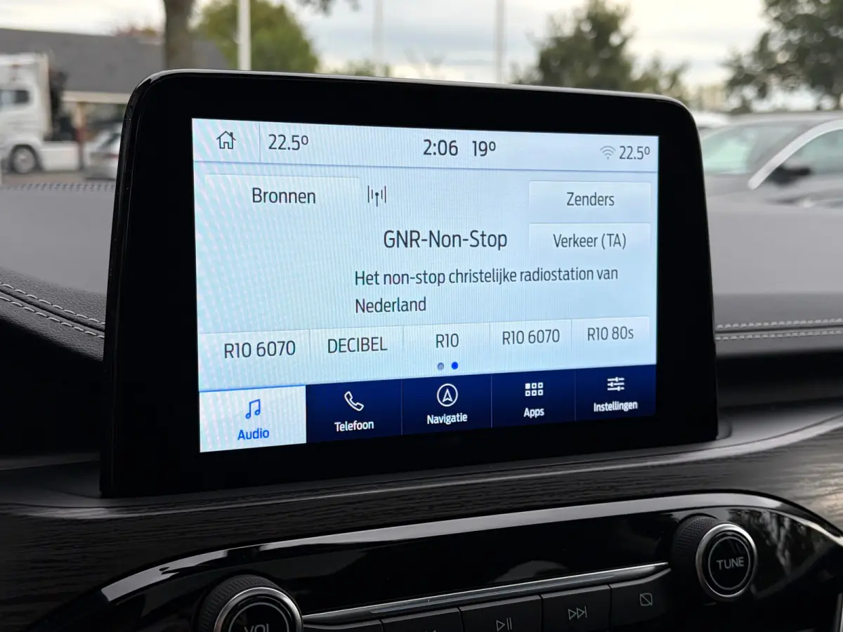 2.5 PHEV 225 PK Vignale | 87% SOH| TREKHAAK| ELEK. SCHUIF-/KANTELDAK| LEDER MET GEHEUGEN| ELEK. ACHTERKLEP| STUUR, STOEL, VOORRUIT EN ACHTERBANK VERWARMING| KEYLESS ENTRY & START| FULL LED| 