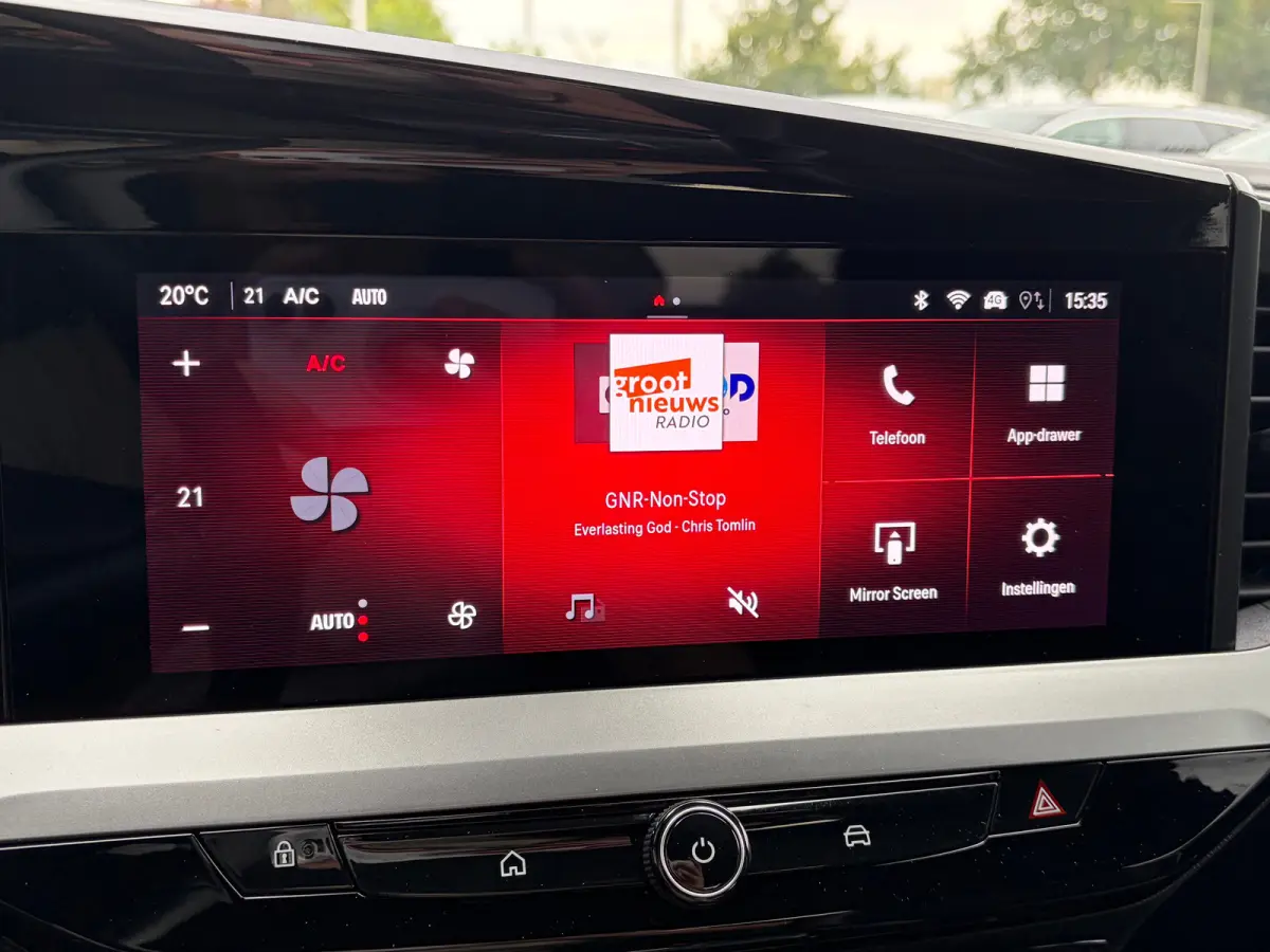 1.2 Turbo 145 PK Hybrid GS | MATRIX LED| DODEHOEK DETECTIE| ADAPTIEVE CRUISE CONTROL| KEYLESS ENTRY & START| STUURWIEL VERWARMING| CAMERA + PARKEERSENSOREN| ELEC. CLIMATE CONTROL| EERSTE EIG