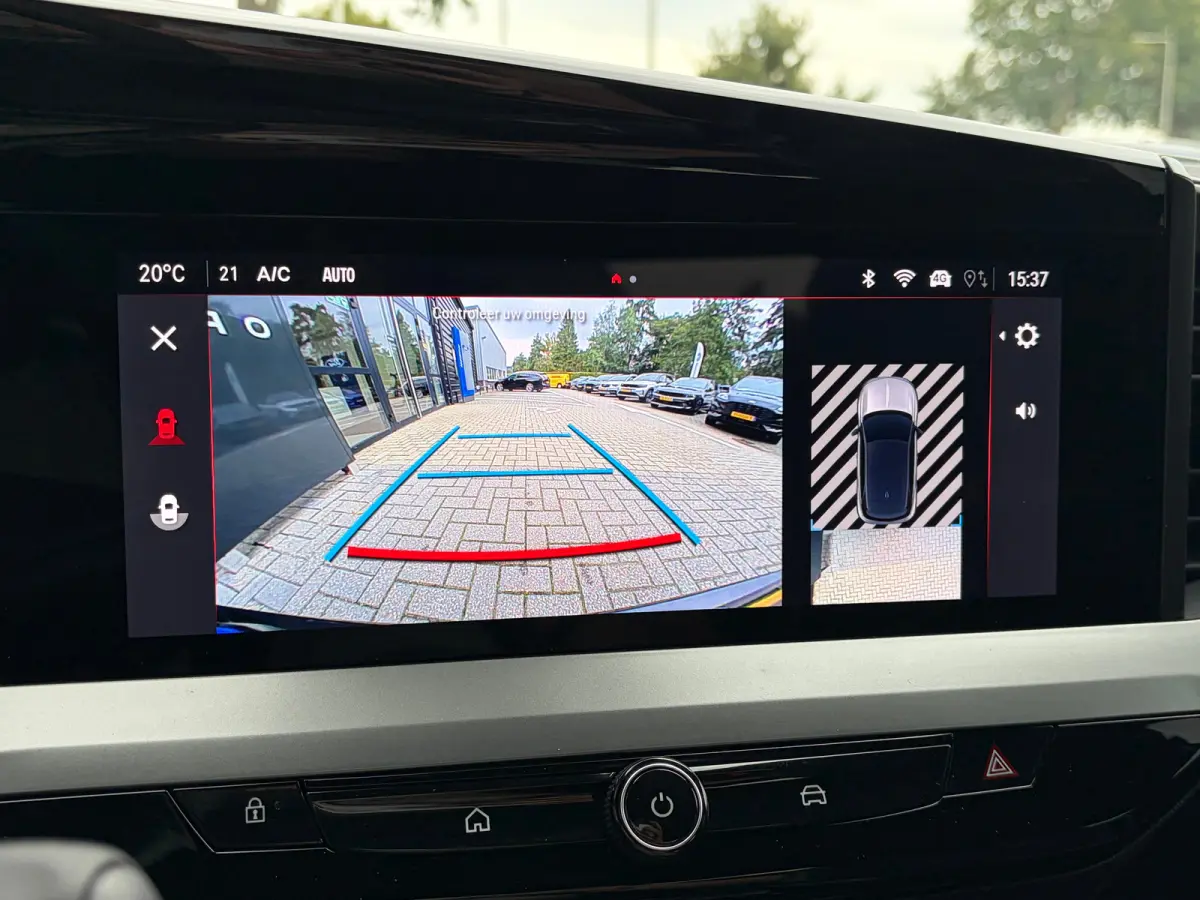 1.2 Turbo 145 PK Hybrid GS | MATRIX LED| DODEHOEK DETECTIE| ADAPTIEVE CRUISE CONTROL| KEYLESS ENTRY & START| STUURWIEL VERWARMING| CAMERA + PARKEERSENSOREN| ELEC. CLIMATE CONTROL| EERSTE EIG