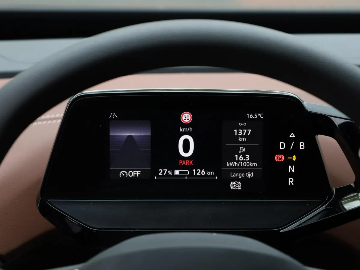 ID.5 Pro 77 kWh 150KW | Adaptive Cruise | Carplay/Android | 19"Inch | LED | DAB |