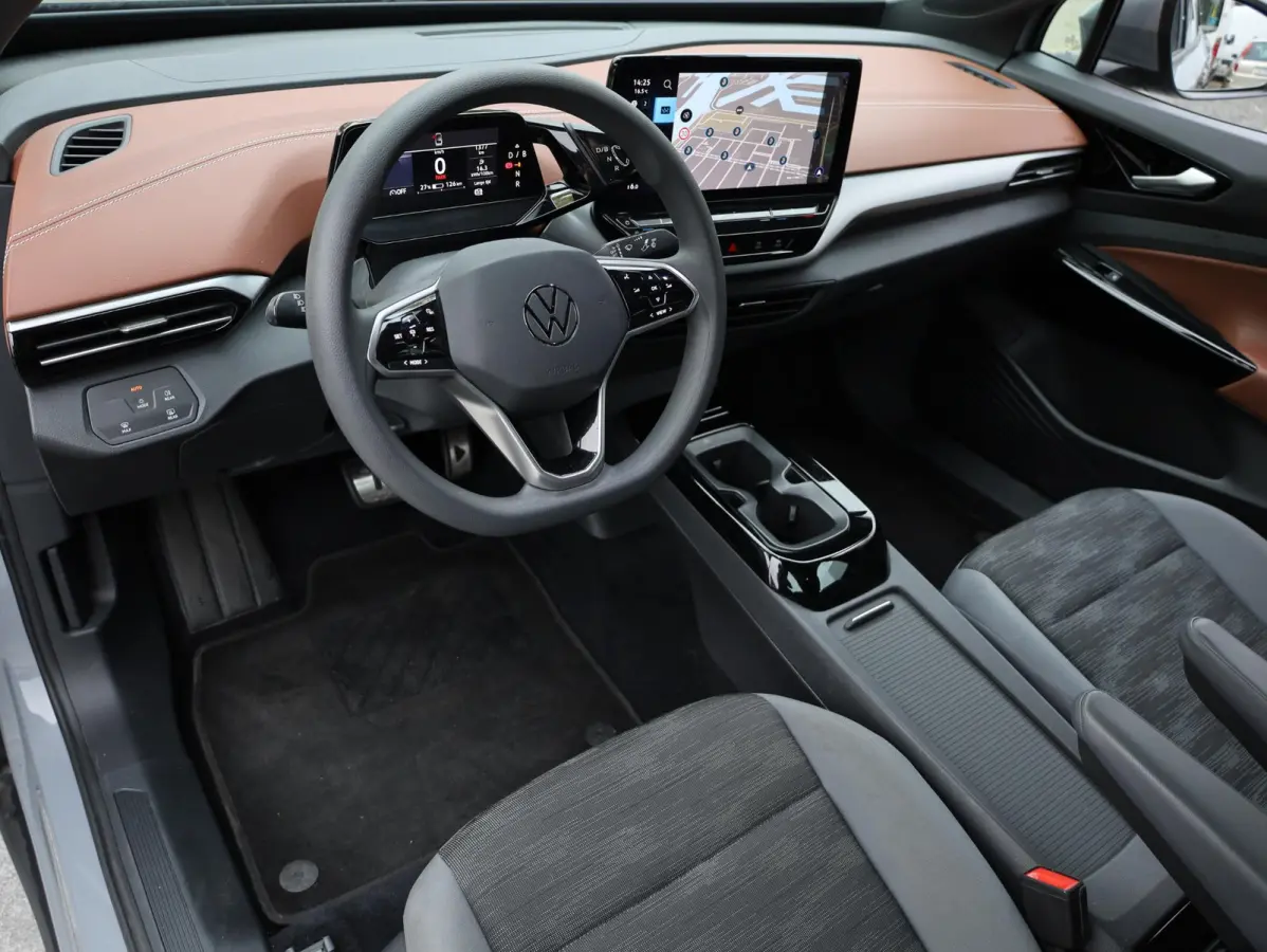 ID.5 Pro 77 kWh 150KW | Adaptive Cruise | Carplay/Android | 19"Inch | LED | DAB |