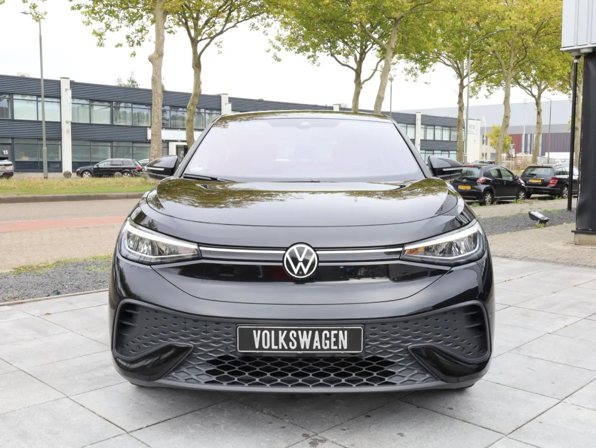 ID.5 Pro Business 77 kWh 150KW | 360° | Keyless | Elek.Kofferklep | Adaptive Cruise | Dodehoek | Stoel&Stuurverwarming | 19"Inch |