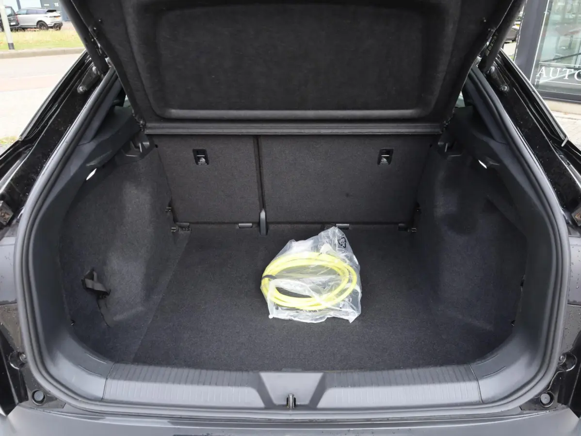 ID.5 Pro Business 77 kWh 150KW | 360° | Keyless | Elek.Kofferklep | Adaptive Cruise | Dodehoek | Stoel&Stuurverwarming | 19"Inch |