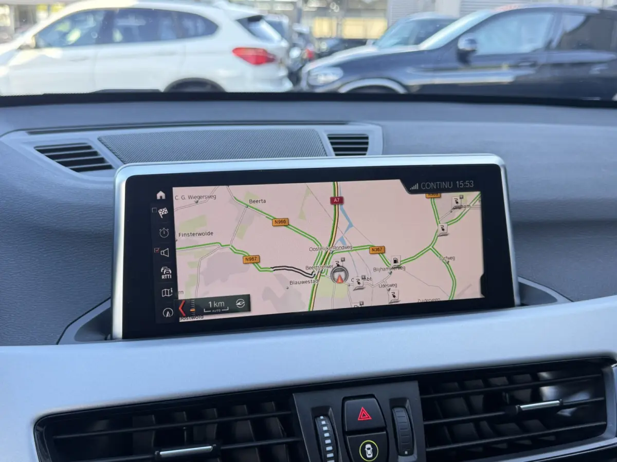 xDrive 25e Advantage Panoramadak Trekhaak LED Achteruitrijcamera Navi Pro HiFi-speakersysteem DAB Carplay