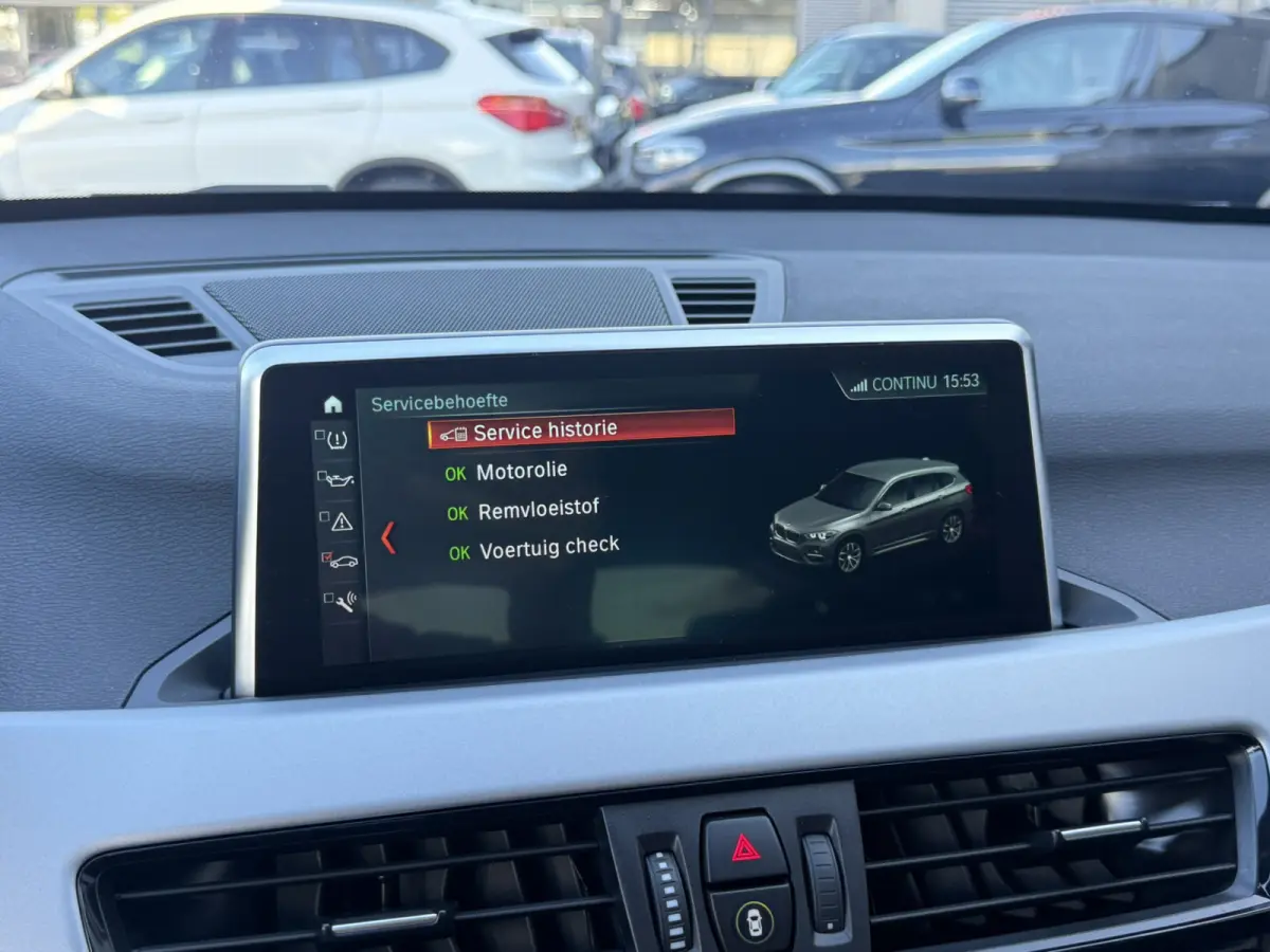 xDrive 25e Advantage Panoramadak Trekhaak LED Achteruitrijcamera Navi Pro HiFi-speakersysteem DAB Carplay