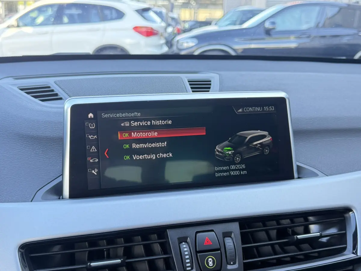 xDrive 25e Advantage Panoramadak Trekhaak LED Achteruitrijcamera Navi Pro HiFi-speakersysteem DAB Carplay