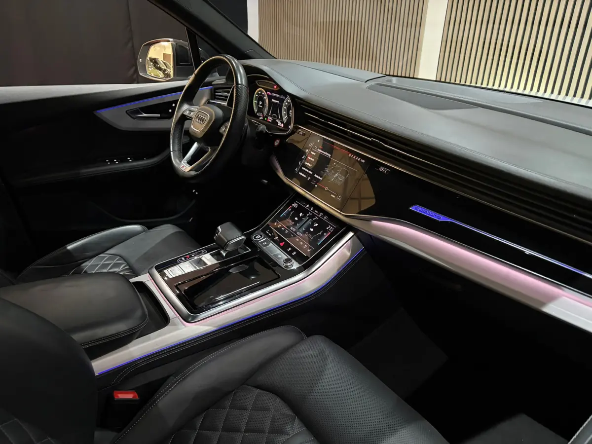 60 TFSI e quattro Competition Panoroma dak RS stoelen Led Matrix Trekhaak
