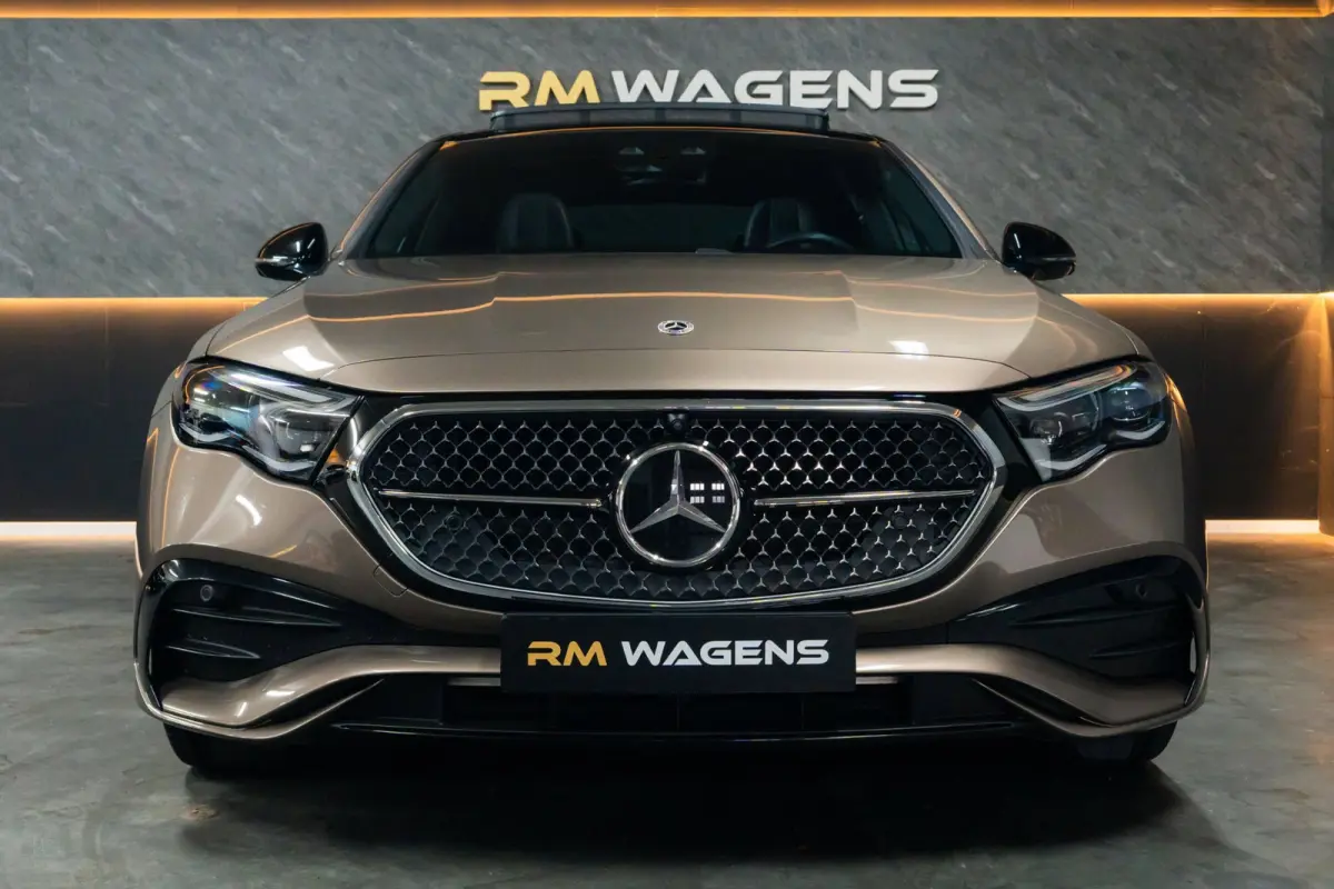 300 e 4MATIC Exclusive Line|Pano|Hyperscreen|Full